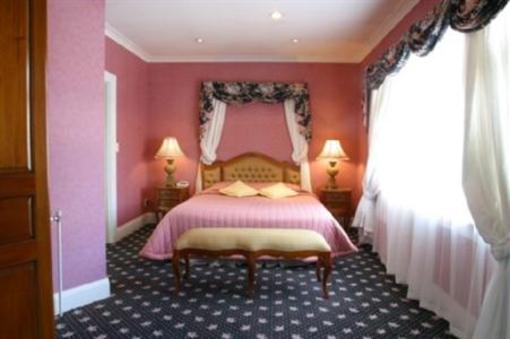 фото отеля Princes Gate Hotel