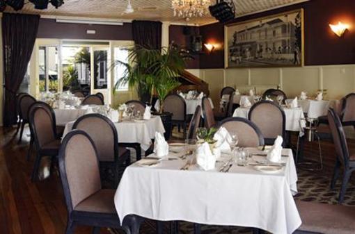 фото отеля Princes Gate Hotel