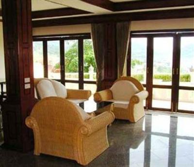 фото отеля Prince Edouard Seaview Apartments Phuket