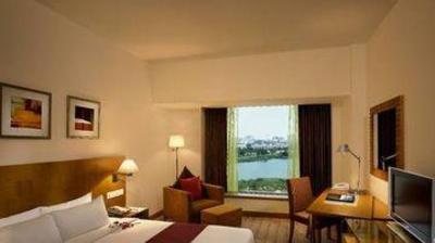 фото отеля Novotel Hyderabad Convention Centre