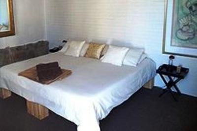 фото отеля Karoo Soul Backpackers, Cottages and Adventures