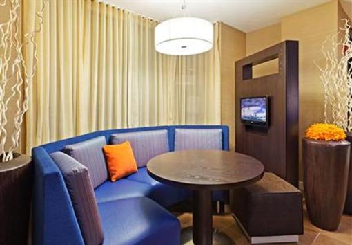 фото отеля Courtyard by Marriott Austin Northwest/Arboretum