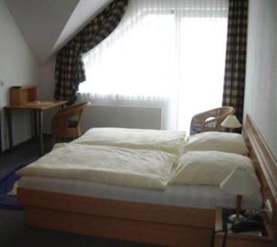 фото отеля Hotel Westfalischer Hof Lugde