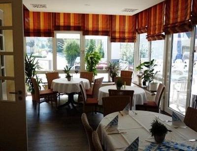 фото отеля Hotel Westfalischer Hof Lugde