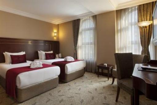 фото отеля Crowne Plaza Istanbul Old City