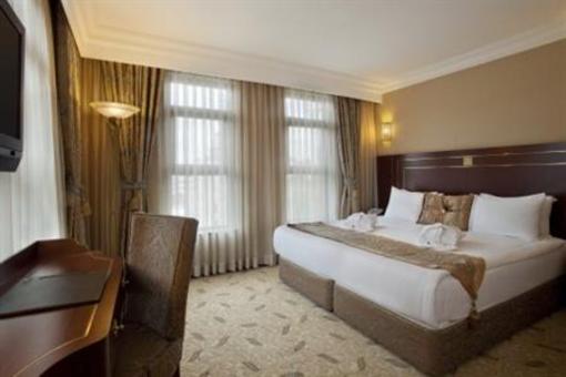 фото отеля Crowne Plaza Istanbul Old City