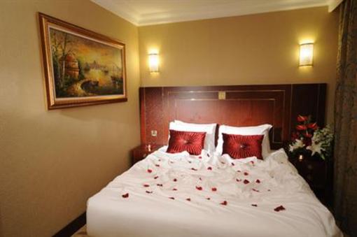 фото отеля Crowne Plaza Istanbul Old City