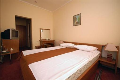 фото отеля Kecharis Hotel