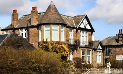 фото отеля Aberlaw Guest House