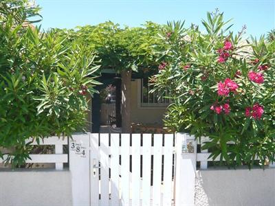 фото отеля Holiday House Les Jardins de la Plage