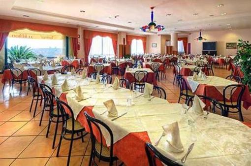 фото отеля Albergo Ristorante da Tonino