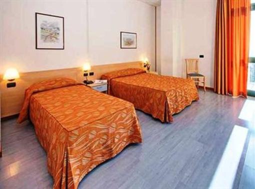 фото отеля Albergo Ristorante da Tonino