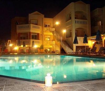 фото отеля Artemis Apartments