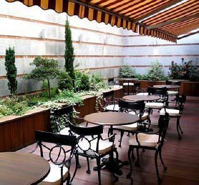 фото отеля Aparthotel Edificio Santiago