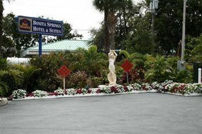 фото отеля BEST WESTERN Bonita Springs Hotel & Suites
