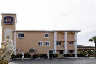 фото отеля BEST WESTERN Bonita Springs Hotel & Suites