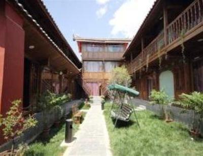 фото отеля Lijiang Shuhe Tianyijiao Inn