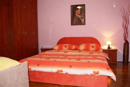 фото отеля Apartments Lidija Novi Vinodolski