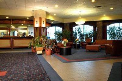 фото отеля Delta Saguenay Hotel