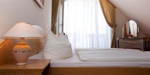 фото отеля Hotel & Restaurant Paulsdorfer Hof
