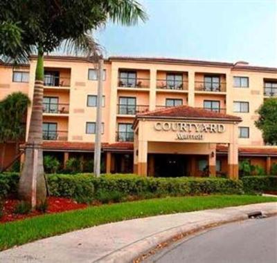 фото отеля Courtyard Coral Springs