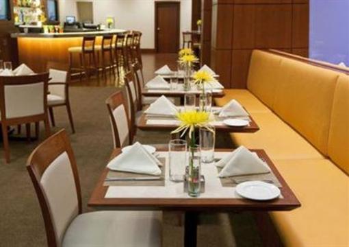 фото отеля InterContinental Suites Hotel Cleveland