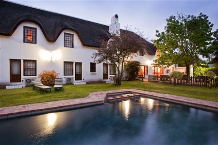 фото отеля Oakhurst Hotel