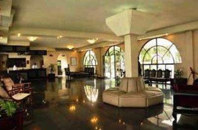 фото отеля Kandyan Reach Hotel Kurunegala