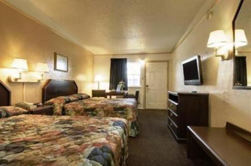 фото отеля Americas Best Value Inn Cleburne