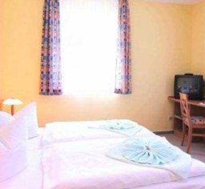 фото отеля Hotel Ambiente Canow