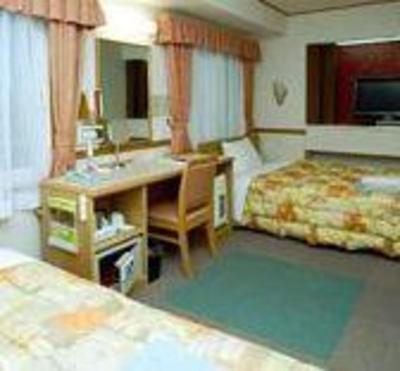 фото отеля Toyoko Inn Hiratsuka-eki Kita-guchi No.1