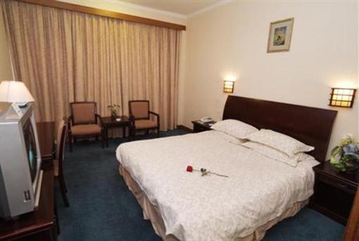 фото отеля Wutong Hotel