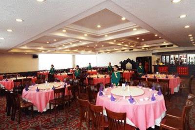 фото отеля Wutong Hotel