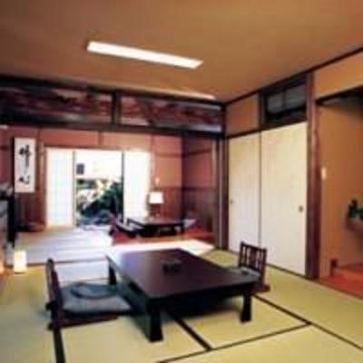 фото отеля Yutei Kounokura Hotel Yufu