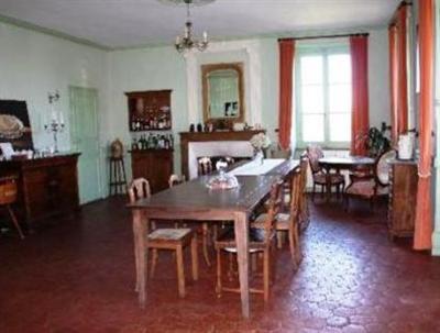 фото отеля Chateau Latour Fours