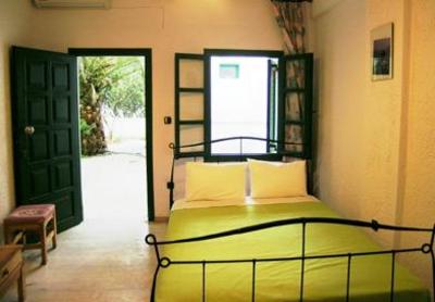фото отеля Marianna Apartments Agia Pelagia