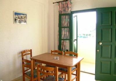 фото отеля Marianna Apartments Agia Pelagia