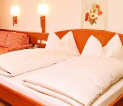 фото отеля Hotel Brotz Rasen-Antholz