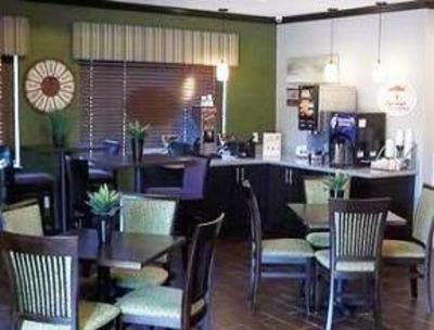 фото отеля Super 8 Carthage Texas