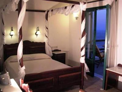 фото отеля Katerina's Rooms Hotel Mylopotas