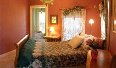 фото отеля Classic Rosewood Inn