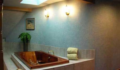 фото отеля Classic Rosewood Inn