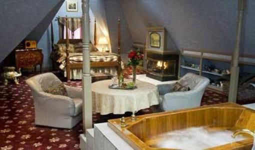 фото отеля Classic Rosewood Inn