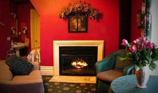 фото отеля Classic Rosewood Inn