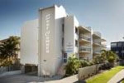 фото отеля Surfcomber on the Beach Apartments Maroochydore