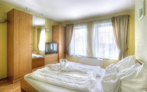 фото отеля Jade Hotel Veszprem