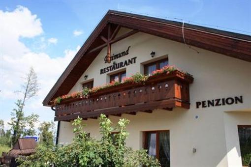 фото отеля Hotel Penzion and Restaurant Raimund Vysoke Tatry