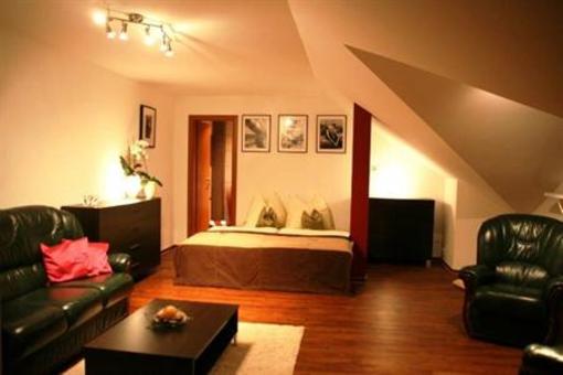 фото отеля Hotel Penzion and Restaurant Raimund Vysoke Tatry