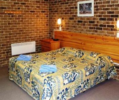 фото отеля Acacia Snowy Motel