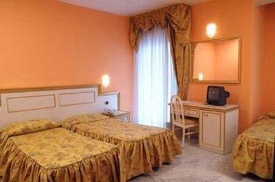 фото отеля Hotel Alexander Palace